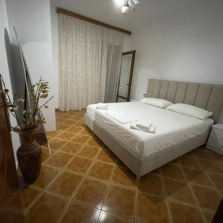 Summer Family Holiday home Sarande